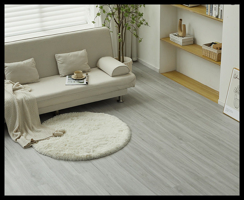 slijtage laag 0,07 mm/0,15 mm bovenste laag LVT vloer glad en recht rand